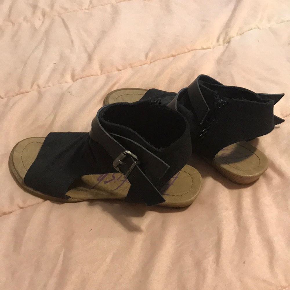 Black Sandals